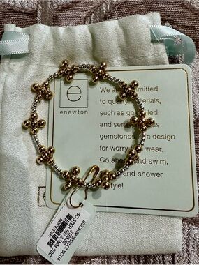eNewton Gold Beaded Cross Bracelet - Gold & Silver